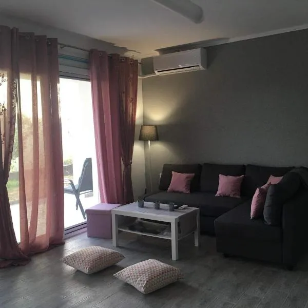 Loukas House 2，位于Stavrós的酒店