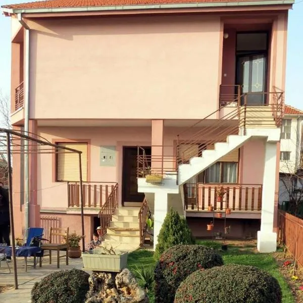 Villa Majda，位于佩斯塔尼的酒店