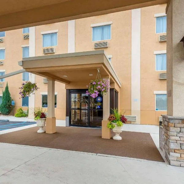 Comfort Inn & Suites Wilkes Barre - Arena，位于Bear Creek Village的酒店