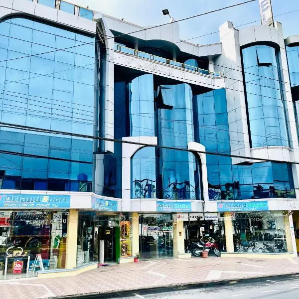 D'ORLAND HOTEL,位于圣多明各德洛斯科罗拉多斯的酒店