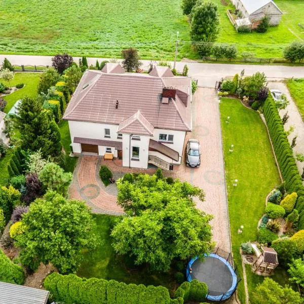 Podlaska Oaza - Dom całoroczny z sauną.，位于Pułazie Świerze的酒店