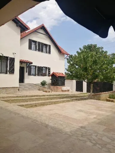 PENSIUNEA ALEXANDRA，位于Labaşinţ的酒店
