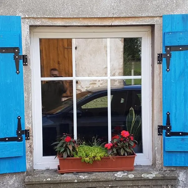 Dom O Niebieskich Okiennicach，位于希隆斯克地区格雷富夫的酒店