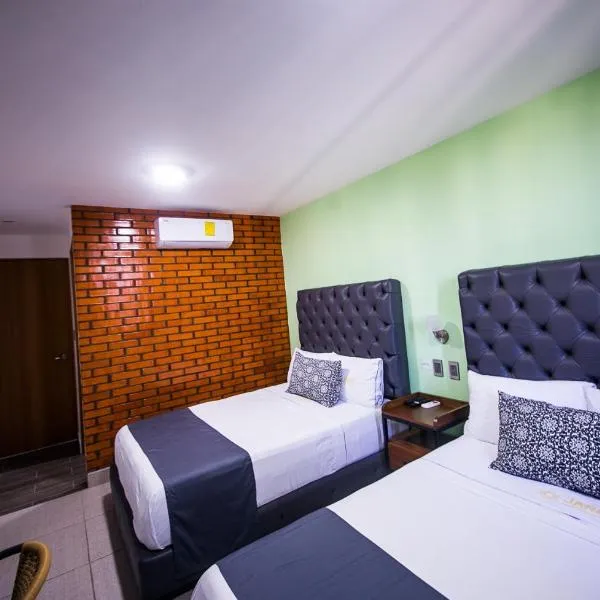 Hotel Jar8 Acuario enfrente al Acuario de Veracruz，位于韦拉克鲁斯的酒店