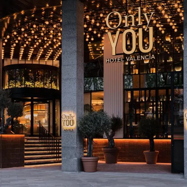 Only YOU Hotel Valencia，位于阿尔法法尔的酒店