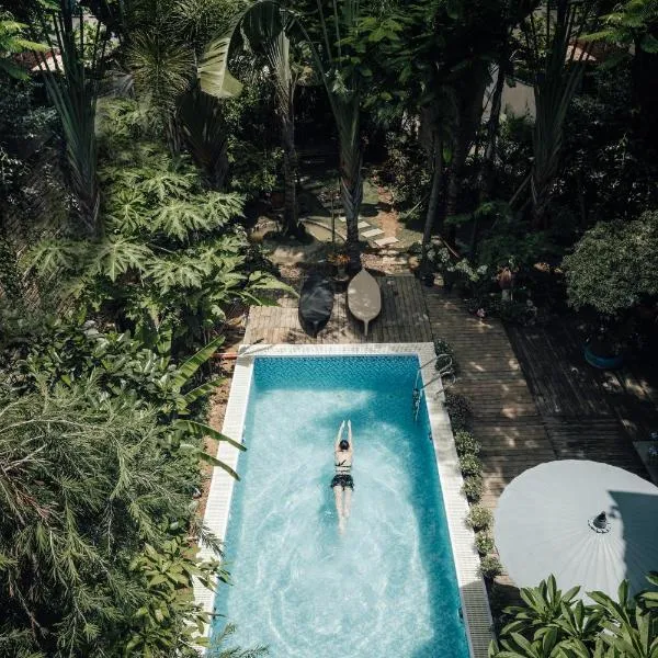 享自在独立设计度假艺墅（免费接送机），位于景洪市的酒店