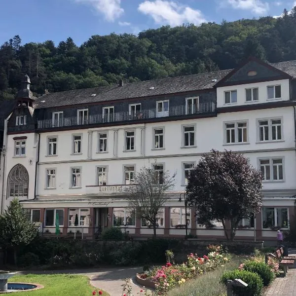 昆兰霍夫水疗酒店，位于Oberscheidweiler的酒店