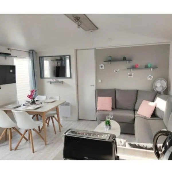 Mobilhome Amira Châteaux de la Loire，位于翁赞的酒店