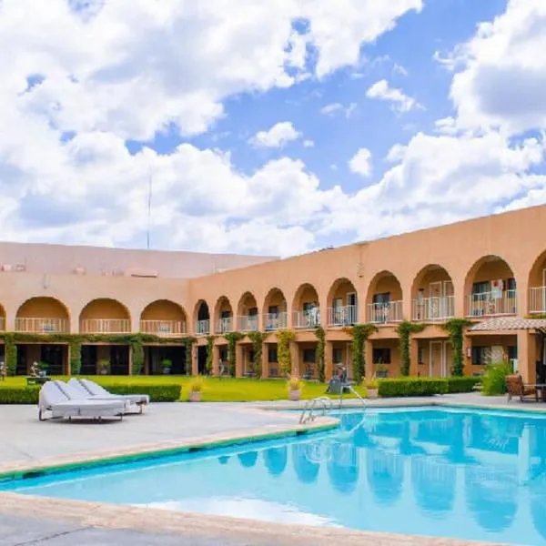 圣达菲酒店，位于Camargo的酒店