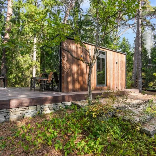 ÖÖD Hötels Rannamõisa - with sauna，位于Rannamõisa的酒店