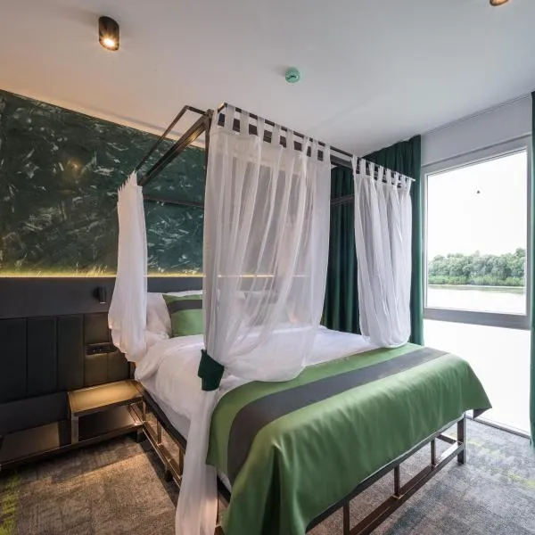 Joy 5 Hotel & SPA，位于贝尔格莱德的酒店