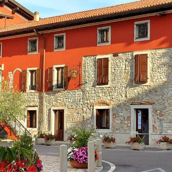 罗坎达阿尔波莫奥卢酒店，位于Premariacco的酒店