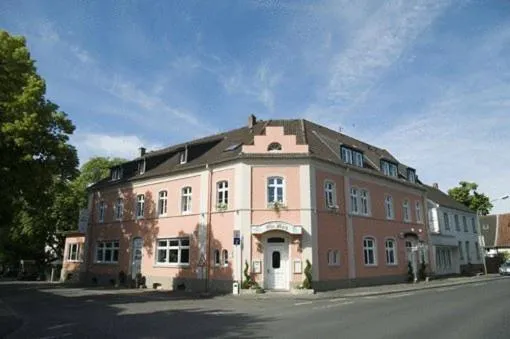 阿尔特马克酒店，位于Rhynern的酒店