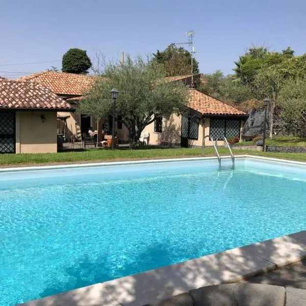 Casa di Paco a Nicolosi，位于马斯卡卢恰的酒店