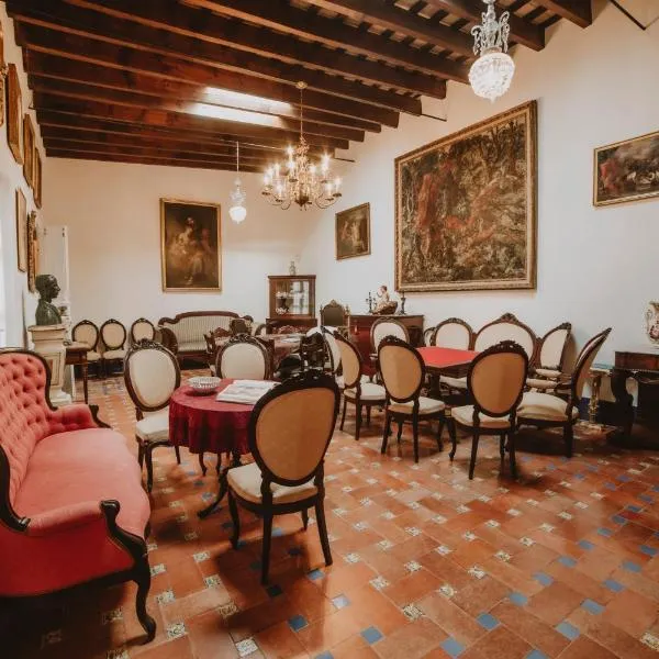 Posada La Casa Del Pintor，位于El Arahal的酒店