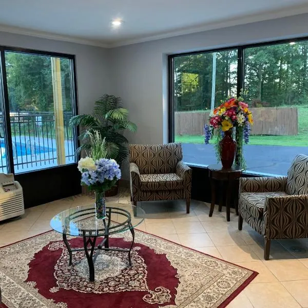 白玉兰劳伦斯汽车旅馆，位于Laurens的酒店