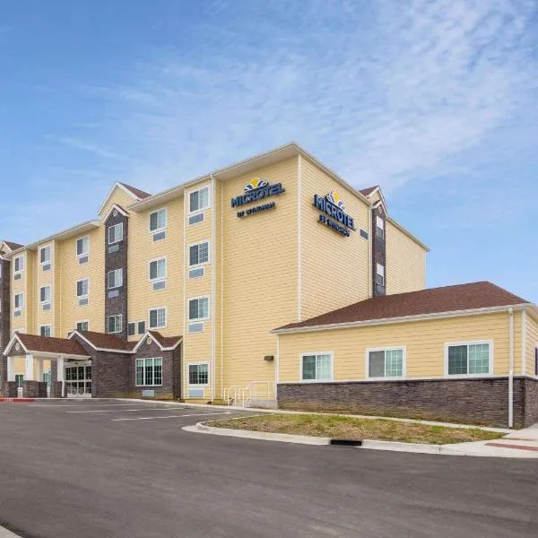 Microtel Inn & Suites by Wyndham Liberty NE Kansas City Area，位于利伯蒂的酒店