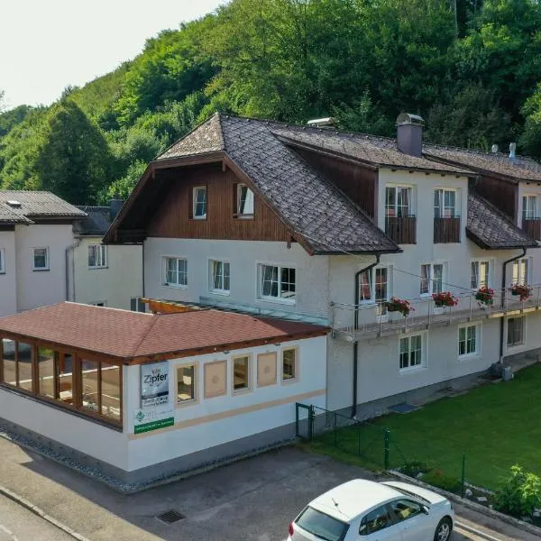 Gasthof-Pension Riedl，位于Untermühlham的酒店