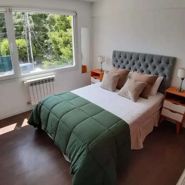 Departamento Centrico en Bariloche IIæ，位于圣卡洛斯-德巴里洛切的酒店