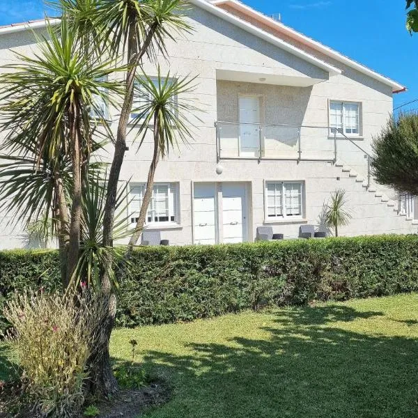 APARTAMENTOS TURÍSTICOS CASA SANDRA，位于桑亨霍的酒店