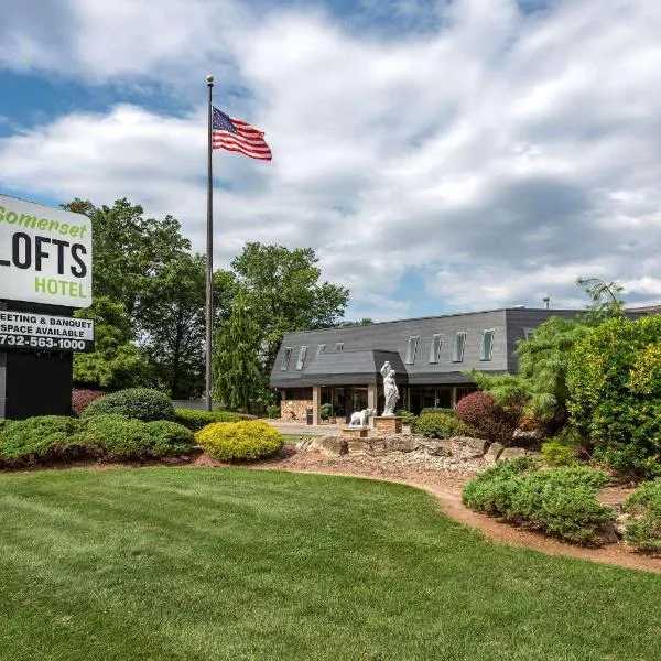 Somerset Lofts，位于萨默塞特的酒店