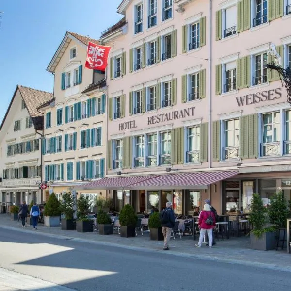 Weisses Rössli Swiss Quality Hotel，位于布鲁嫩的酒店