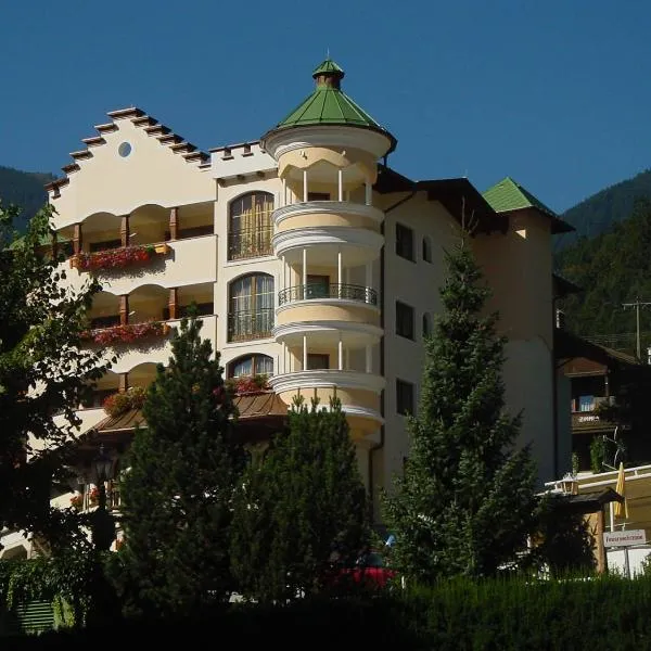 Hotel Sieghard Zillertal，位于Emberg的酒店