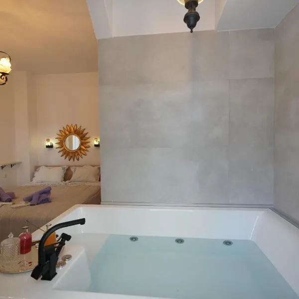"Del Sole" Spa Apartment，位于塞雷的酒店
