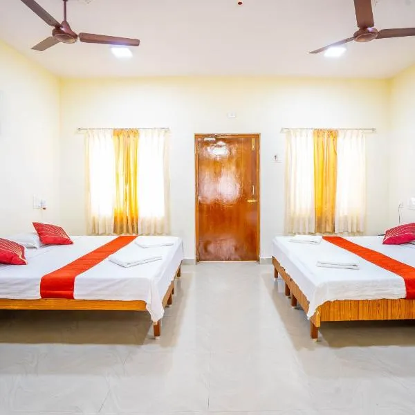 Hotel Tamilnadu - Thirukadaiyur，位于Tirukkadaiyūr的酒店