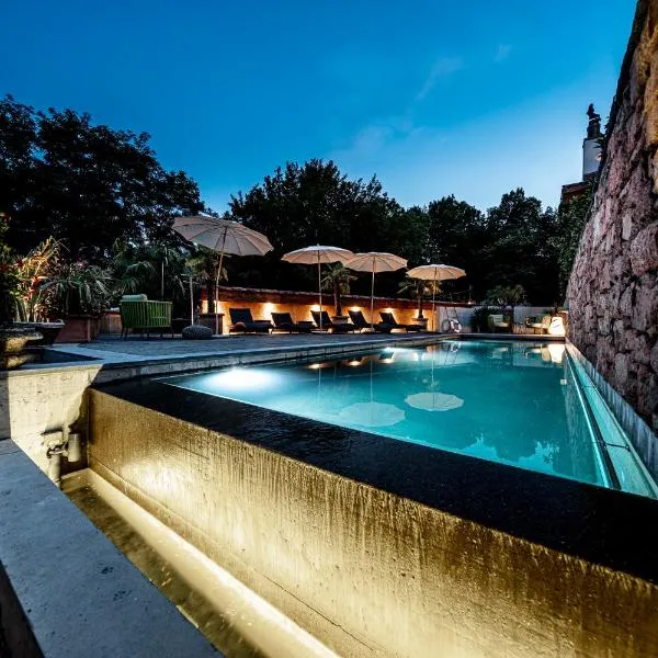 Swiss Historic & Garten Hotel Villa Carona，位于卡罗纳的酒店