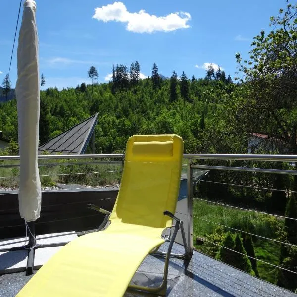 高山-入住公寓，位于罗伊特的酒店