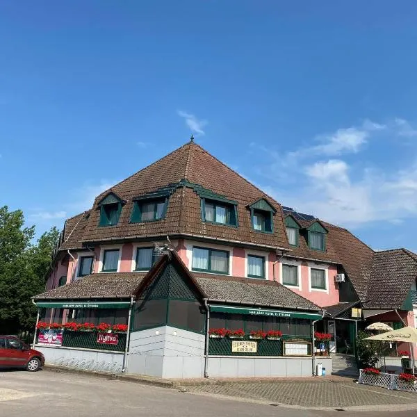 Hableány Hotel，位于Tiszaszentimre的酒店