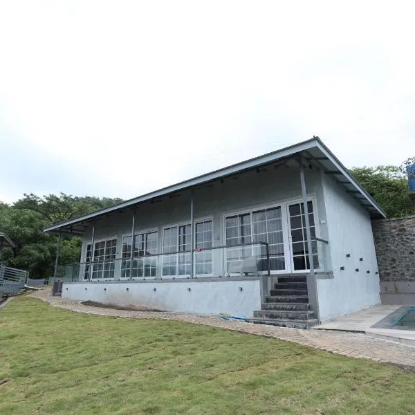 Jumbo Paradise 1 BHK Luxury Lake View Cottage，位于罗纳瓦拉的酒店
