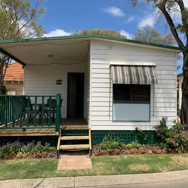 Sundowner Cabin，位于Broadwater的酒店
