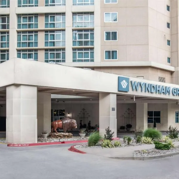 Wyndham Grand Oklahoma City Downtown，位于俄克拉何马城的酒店