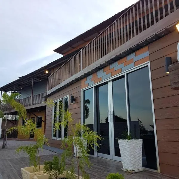 The Retreat Tanjung Jara，位于Kampong Gok Kapor的酒店