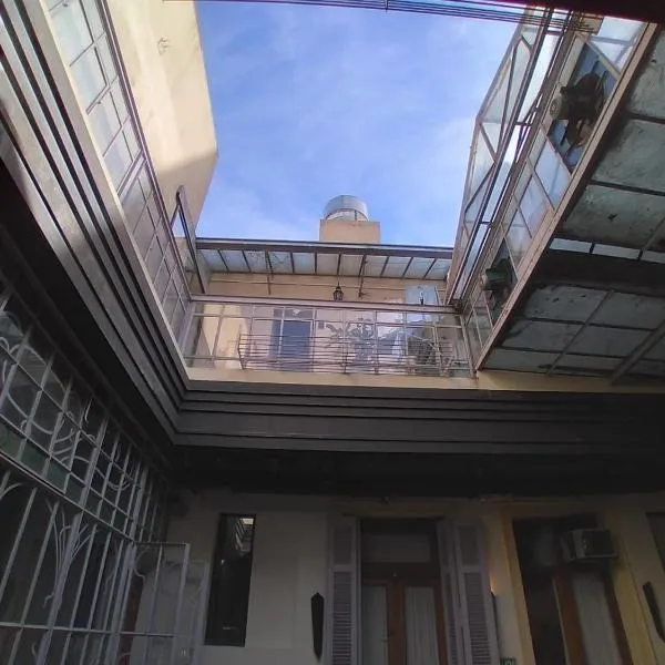 Parla Hostel，位于布宜诺斯艾利斯的酒店