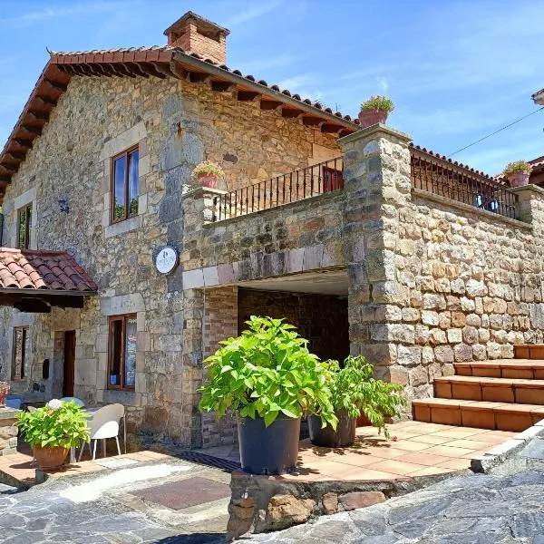 Apartamentos rurales La Casa Vieja De Alceda，位于Santiurde de Reinosa的酒店