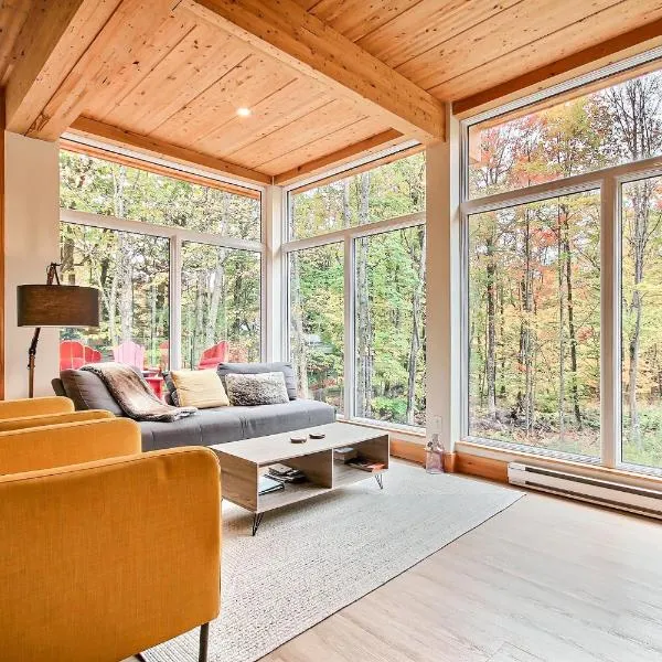 Sutton Wellness Cabin #265 unité du haut，位于萨顿的酒店