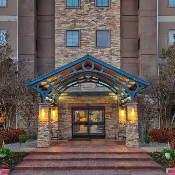 Staybridge Suites Plano - Richardson Area, an IHG Hotel，位于普莱诺的酒店