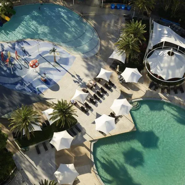 黄金海岸RACV皇家松林度假村，位于Tallai的酒店