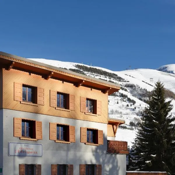 瓦坎西奥雪绒花公寓，位于莱德萨阿尔卑斯的酒店