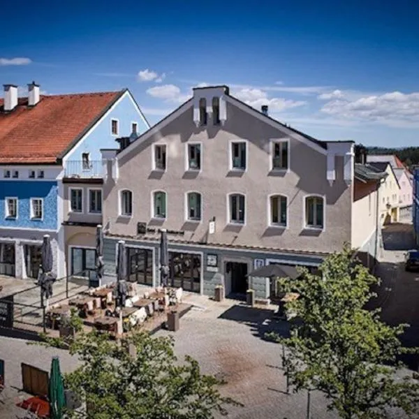 Hotel & Restaurant Herzstück Waldkirchen，位于瓦尔德基兴的酒店
