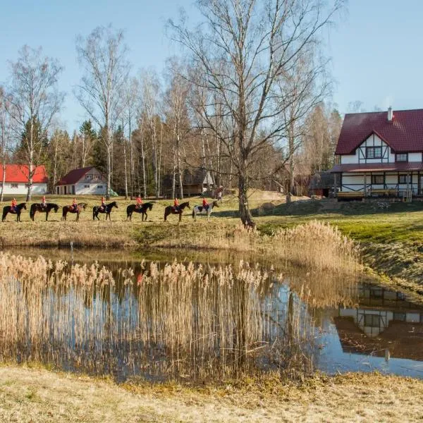 Zirgu sēta "Klajumi" - Horse ranch "Klajumi"，位于Rimšēni的酒店