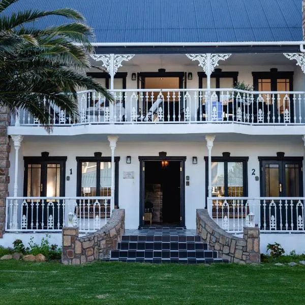 Villa Le Roc Kleinmond Accommodation，位于Sunny Seas的酒店