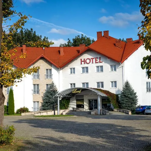 Hotel Lord Gorlice，位于Wapienne的酒店