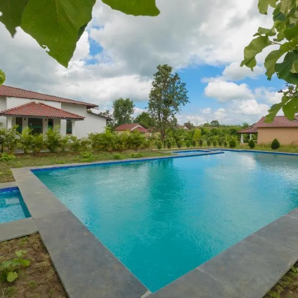 TULI VEER BAGH RESORT TURIA,位于Khawāsa的酒店