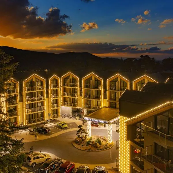 Green Mountain 5* Hotel，位于卡尔帕奇的酒店