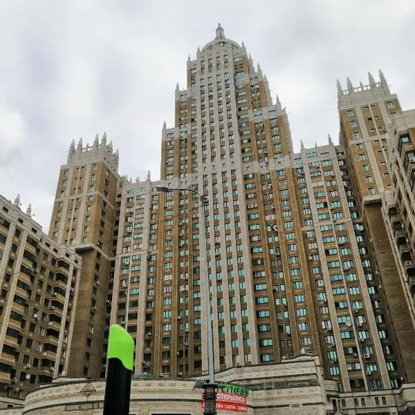 Apart Hotel Триумф Астаны 22 этаж, Секция 2，位于阿斯塔纳的酒店