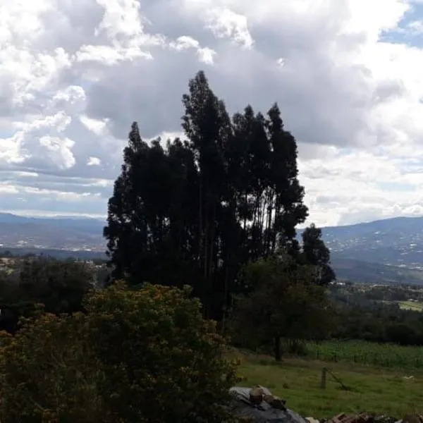 Cabaña El Mirador M&G，位于La Capilla的酒店